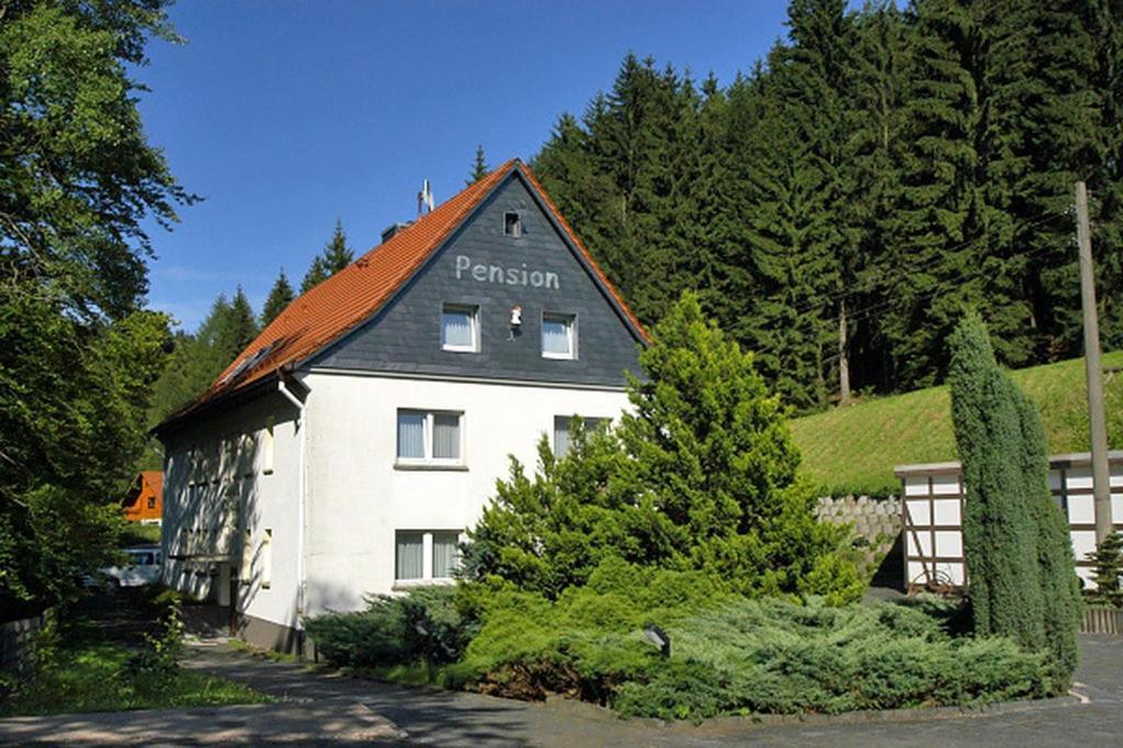 Pension Landhaus Machold Friedrichroda Exterior photo